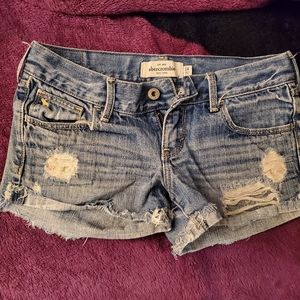 Abercrombie and Fitch Jean shorts junior 14